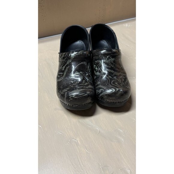 Dansko Professional Whirl Patent Clog Womens size 9.5-10 EUR40 - Picture 8 of 16